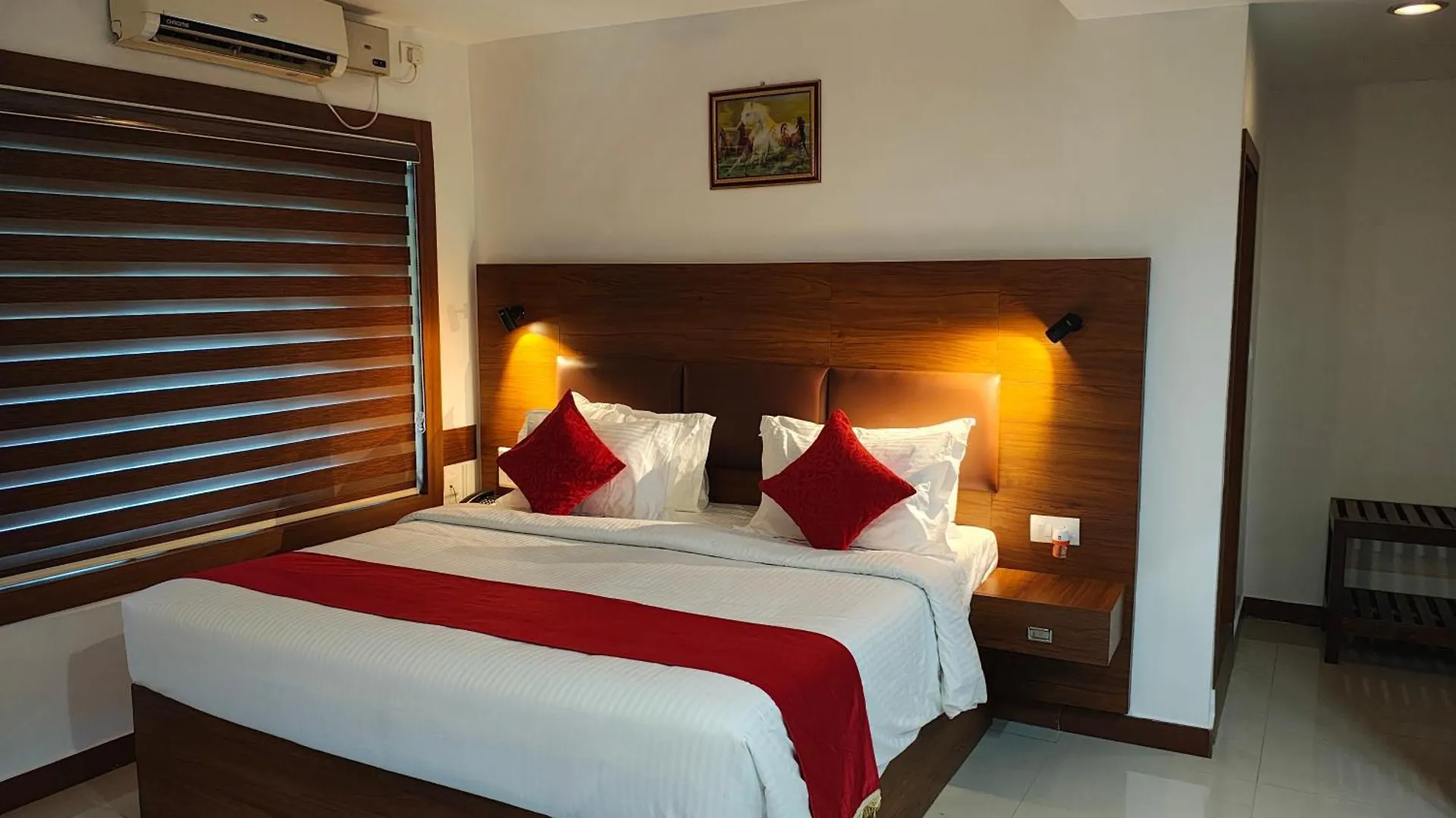 City Palace Residency Wandur 3*,  India