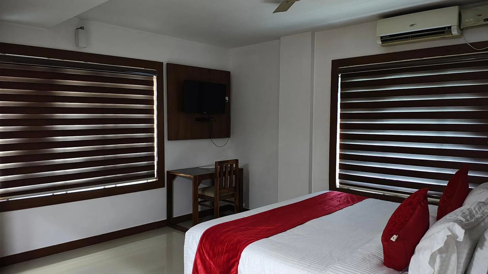Hotel City Palace Residency Wandur