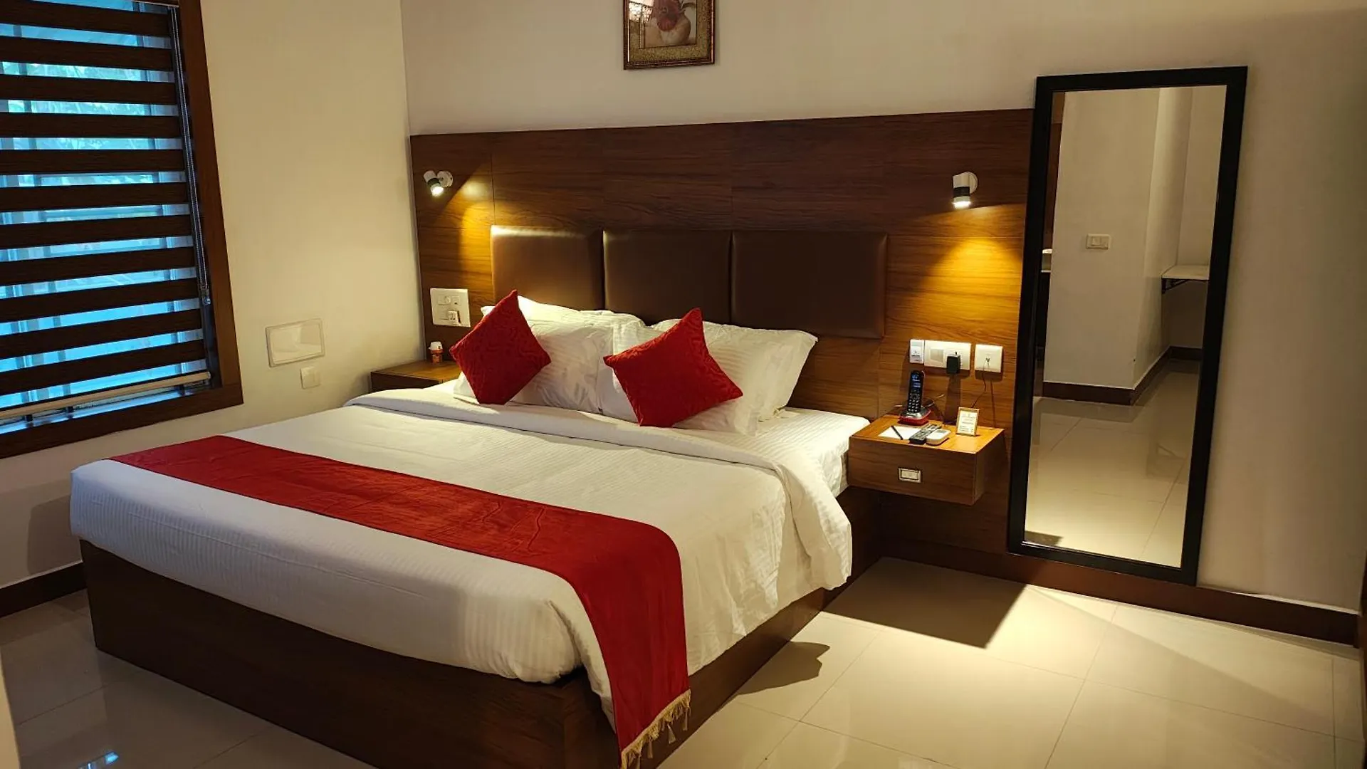 City Palace Residency Wandur Hotel